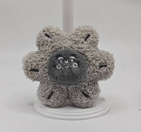 灰色花花頭吊飾