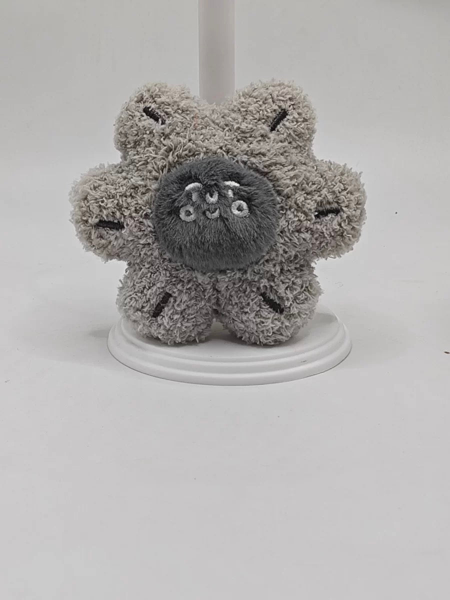 灰色花花頭吊飾